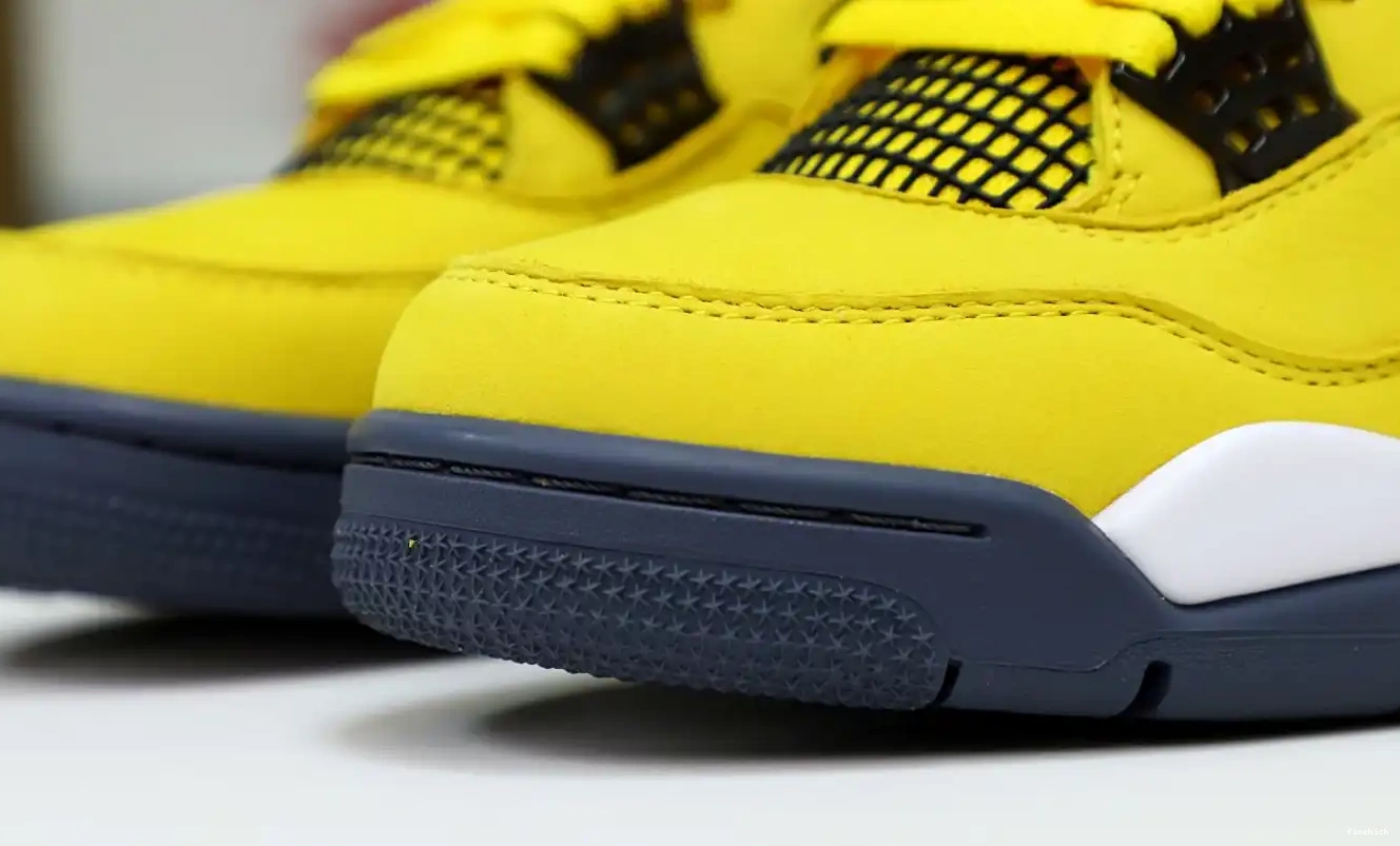 AIR JORDAN 'LIGHTNING' 2021 AIR JORDAN 4 RETRO 0606